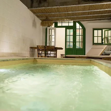 Sardaro With Pool Apartment