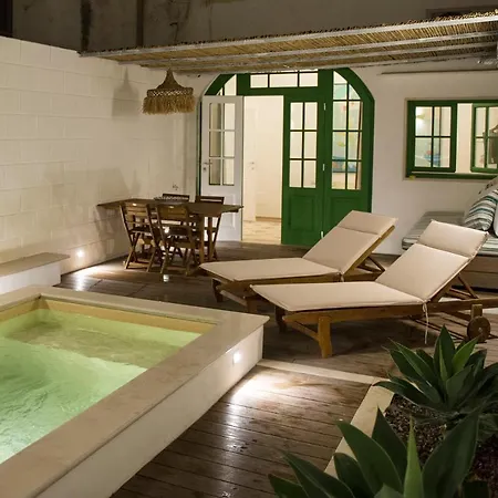 Sardaro With Pool Apartment